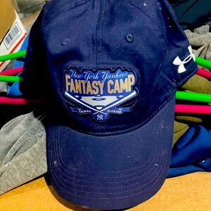 New York Yankees Mlb Baseball Fantasy Camp  Under Armour Brand OSFA Hat Ball Cap